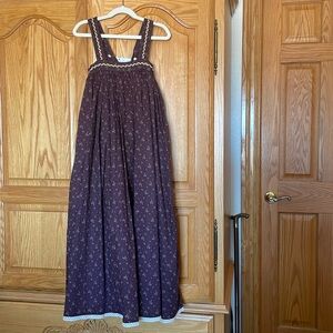 Well Dressed Wolf size 7